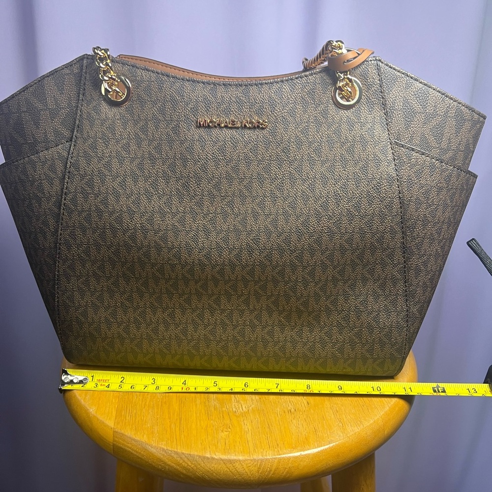 Michael Kors Brown Shoulder Bag - Picture 9 of 15
